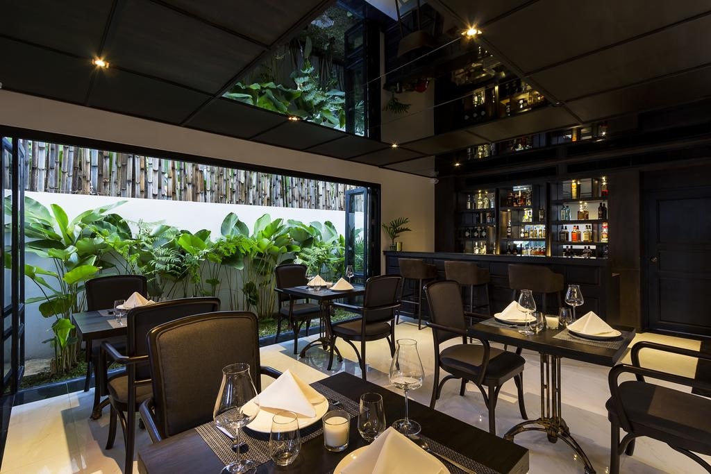 Cheeva Dee Hotel - Thaivenues.com
