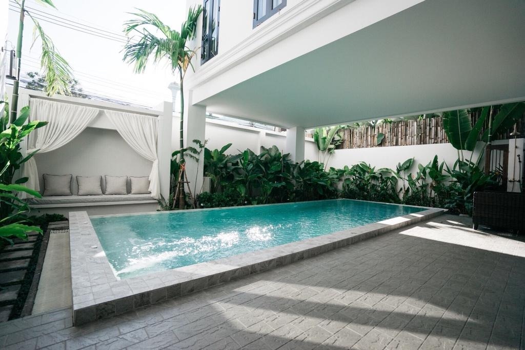Cheeva Dee Hotel - Thaivenues.com