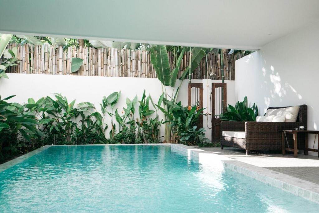 Cheeva Dee Hotel - Thaivenues.com